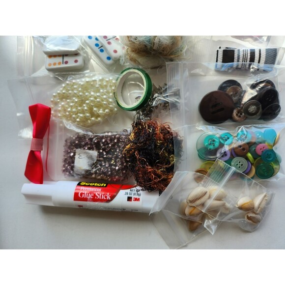 Scrapbooking Destash Embellishments B19 - Picture 3 of 4